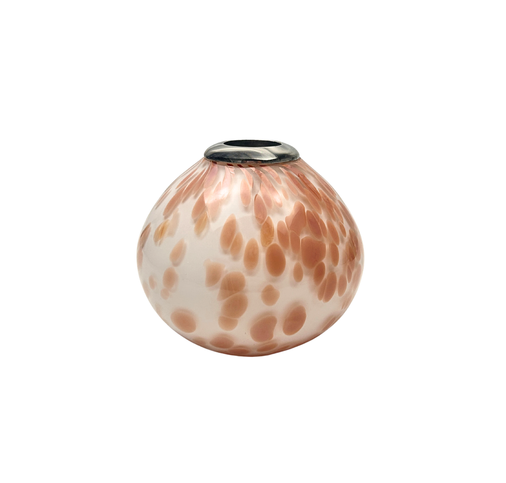 Pongo Match Striker Oatmeal on Whit e
